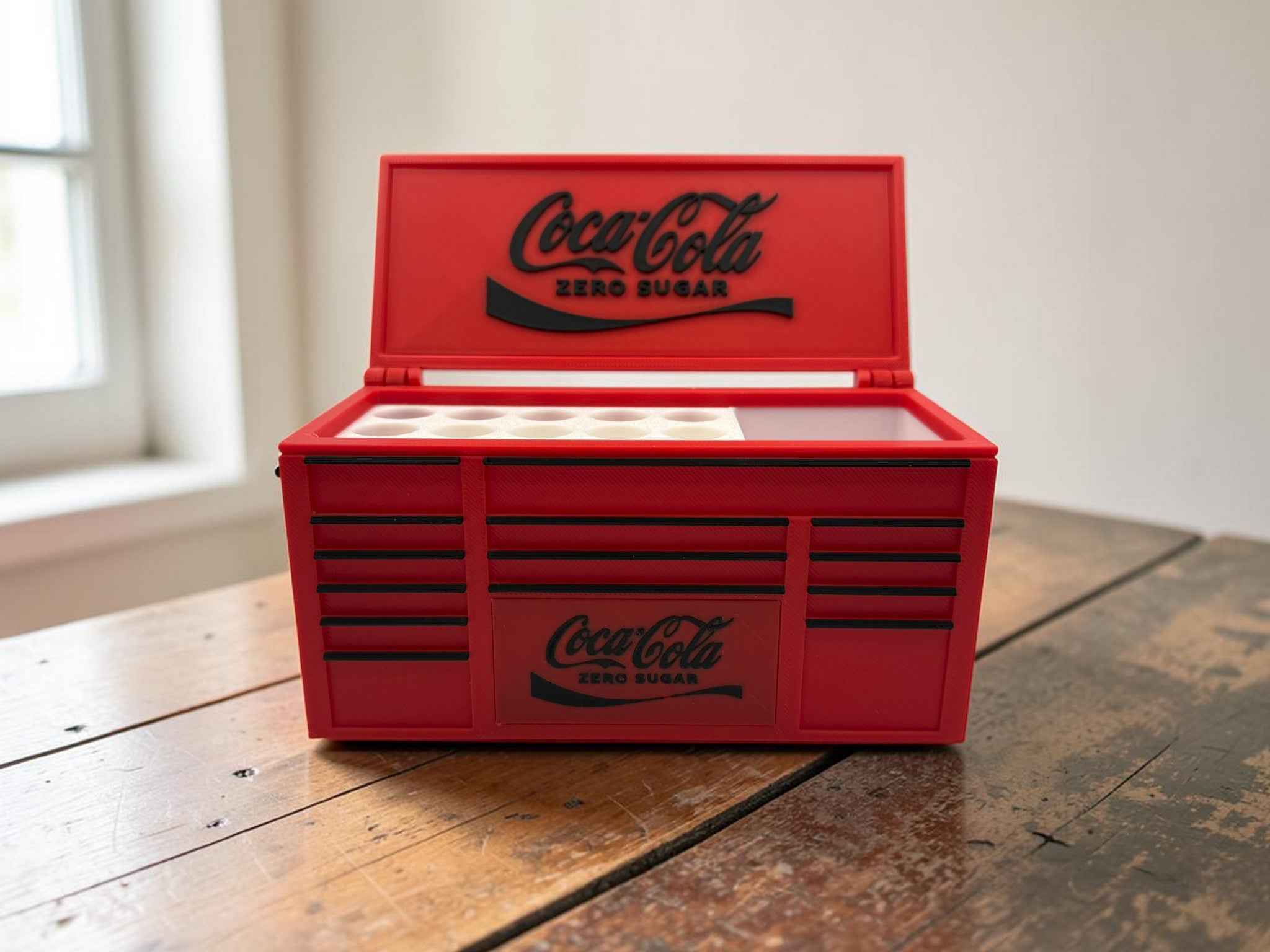 Coca-Cola Inspired Desk Organizer: Organize with Retro Charm – Les