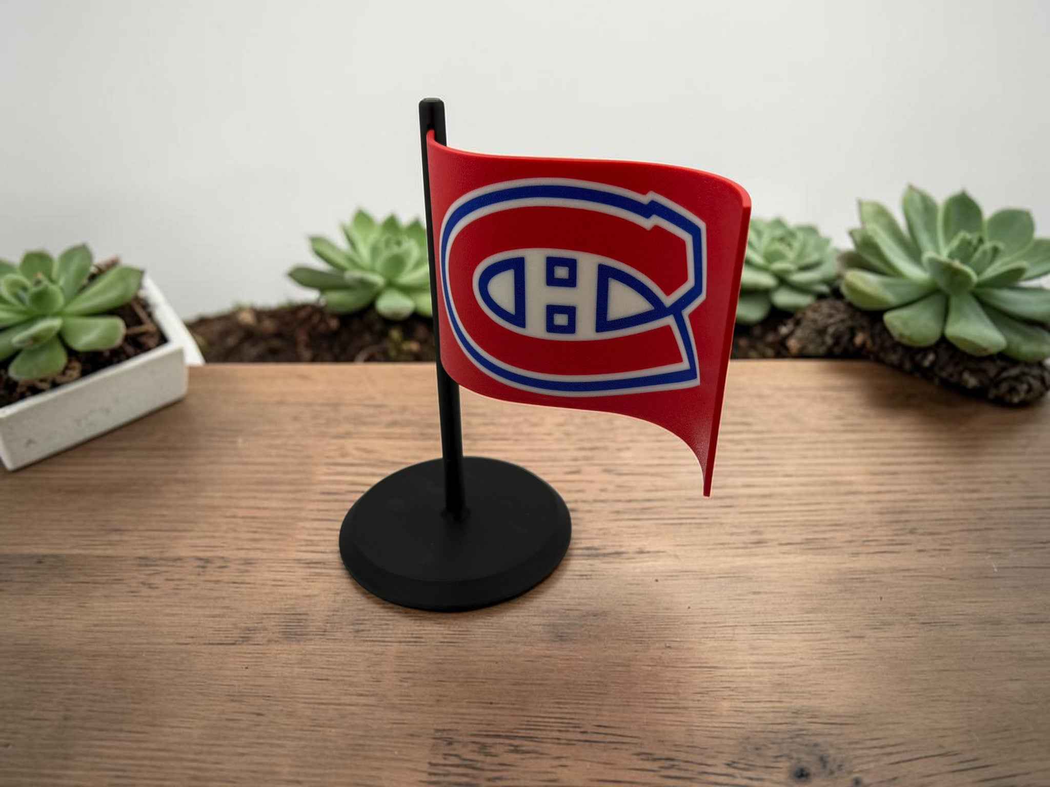 Montreal Canadiens Desk Flag – 3D Printed Hockey Fan Display
