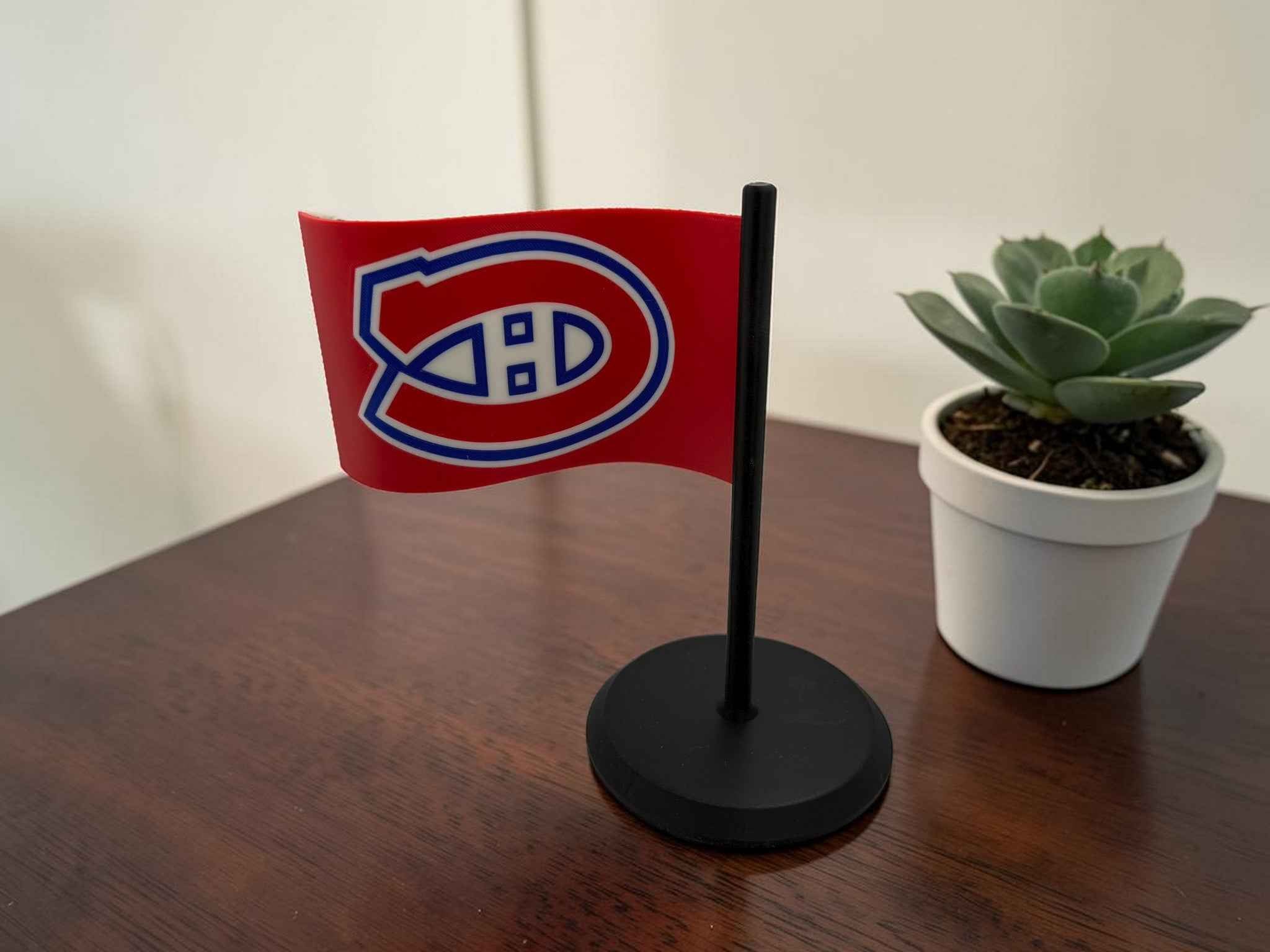 Montreal Canadiens Desk Flag – 3D Printed Hockey Fan Display